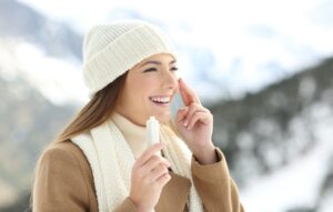 استفاده از کرم ضد آفتاب در زمستان